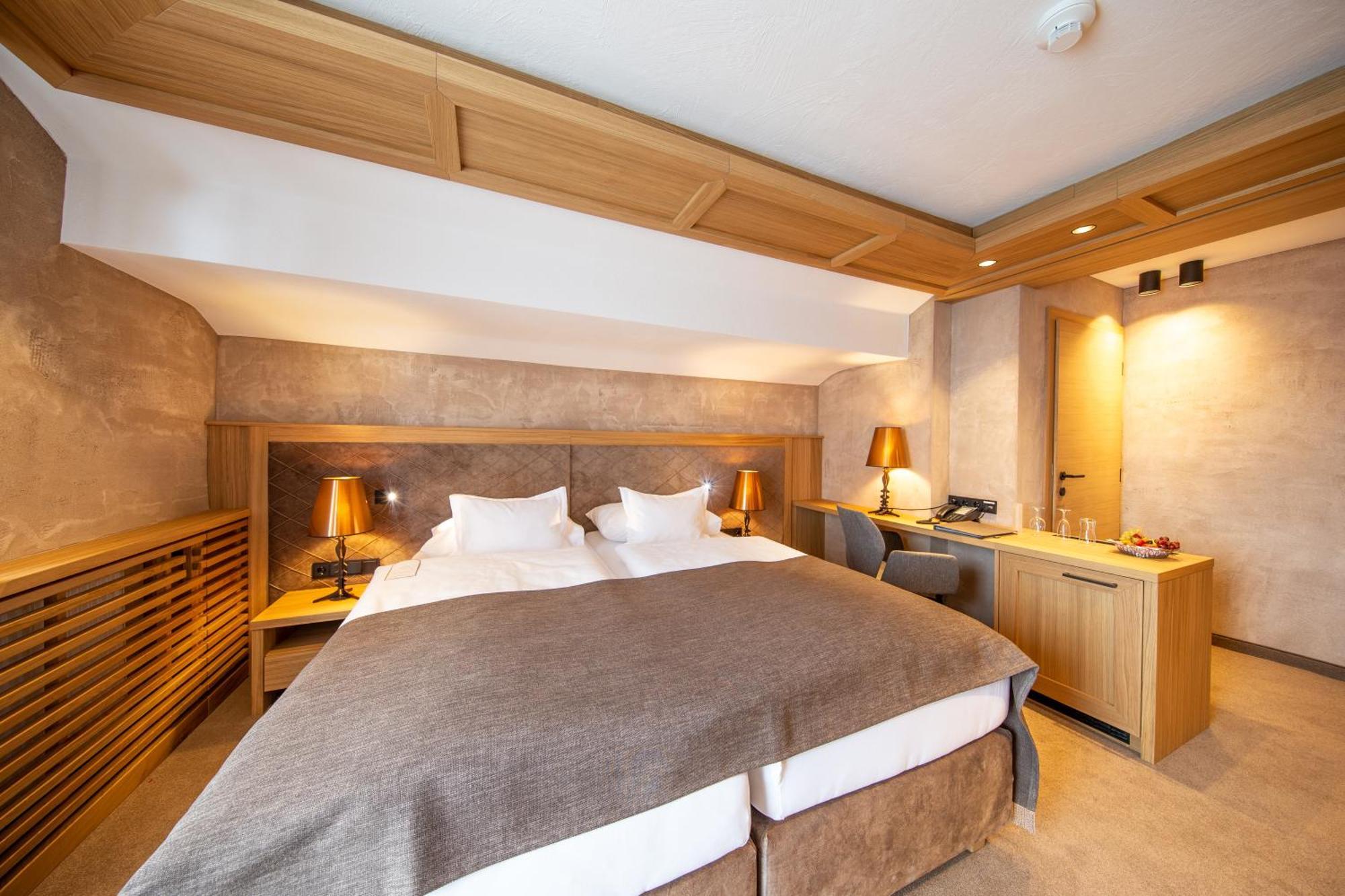 Hotel Alpina Deluxe Обергургль Экстерьер фото